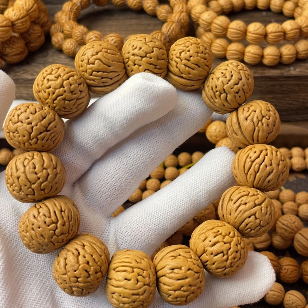 吊坠桃核国核滚象