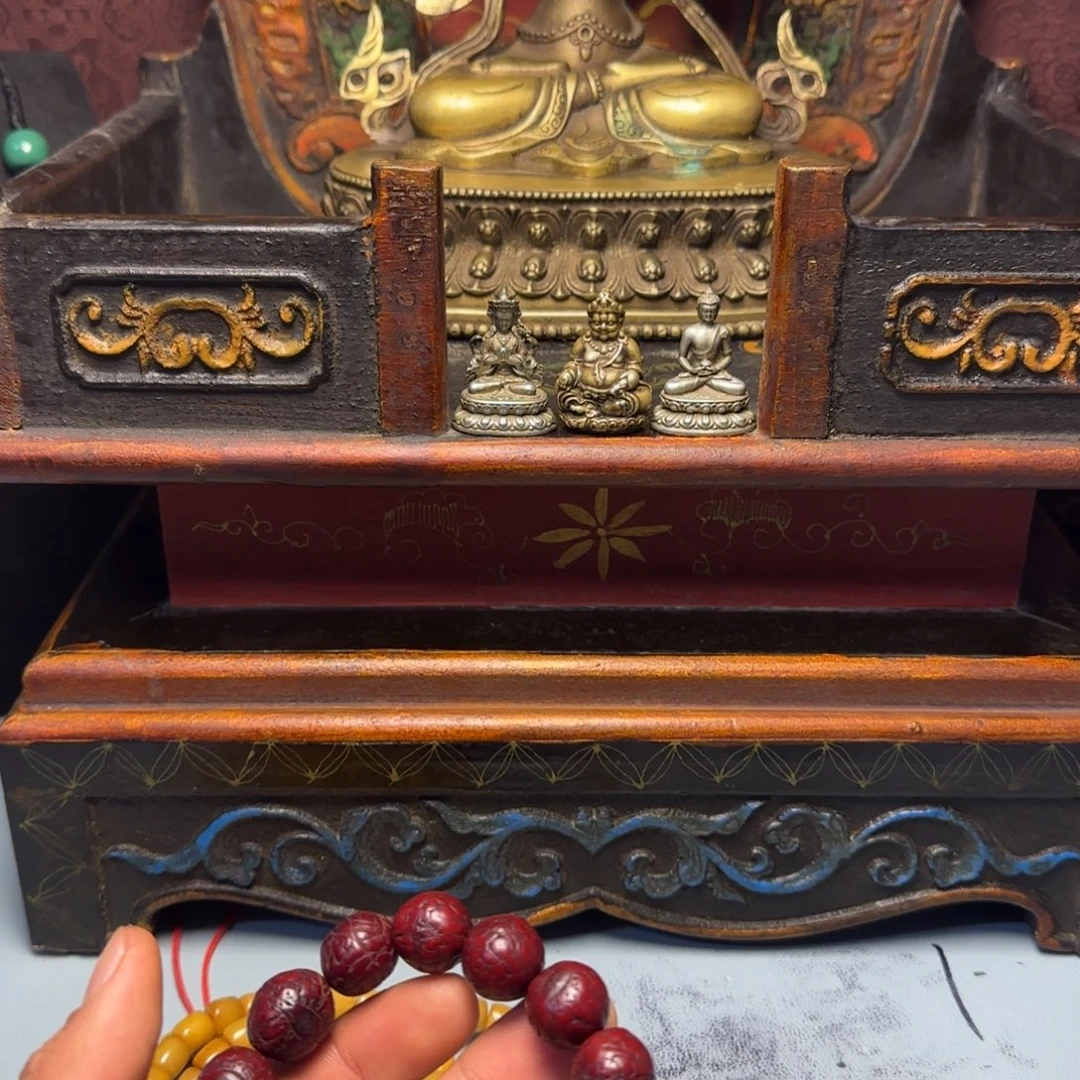 煊***爷格桑工艺坊直播间