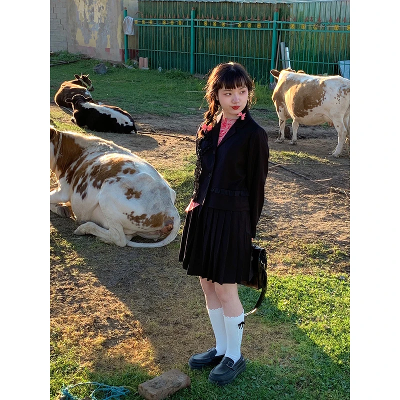 嘿山姥姥姥甜美学院风西服套装女日系可爱休闲透气百褶裙西装短裙