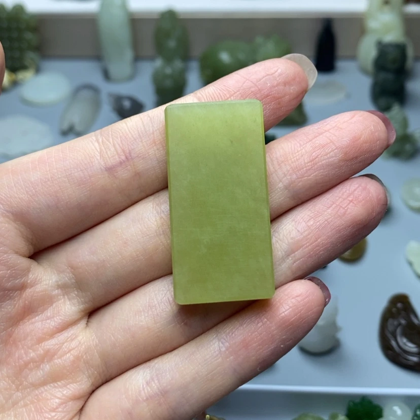 【闪购商品】颈饰未镶嵌和田玉甄****宝