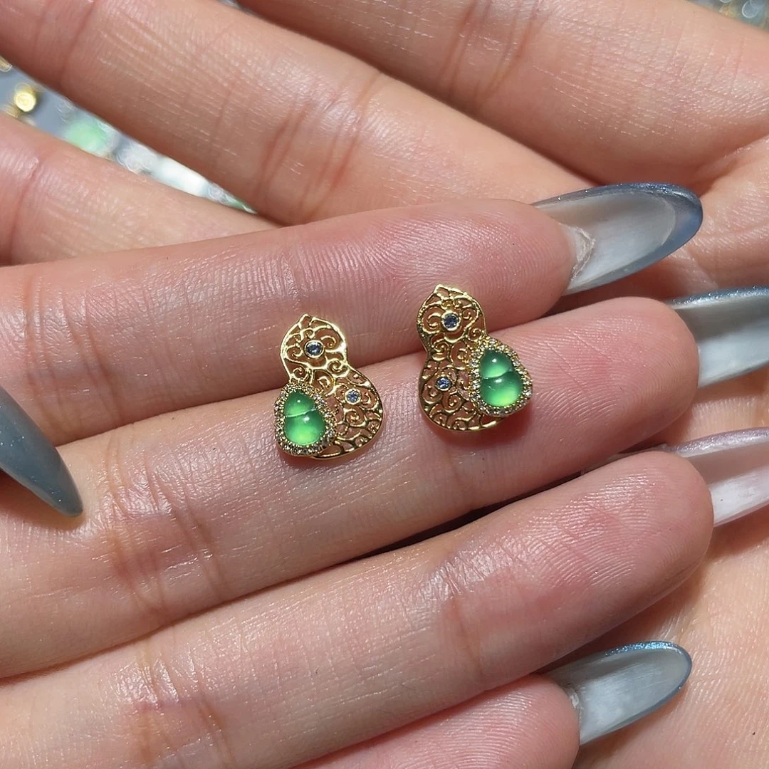 翡翠18K金镶嵌耳饰