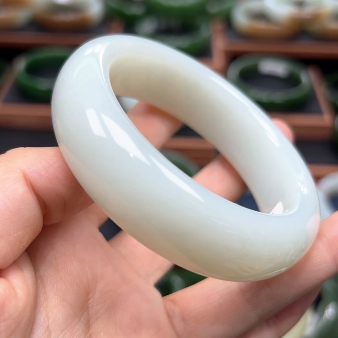 未镶嵌手镯和田玉5859