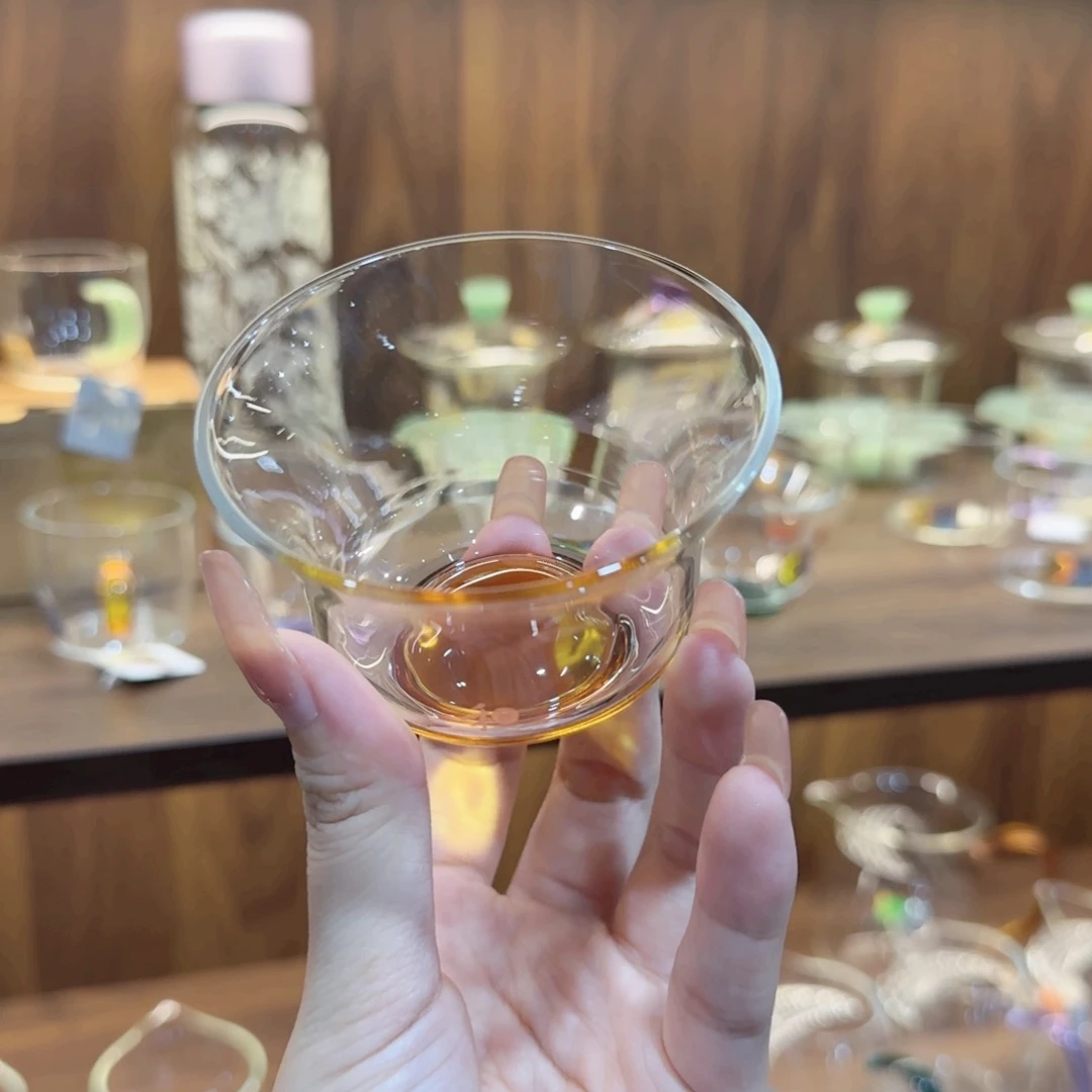 禾器清杯琥珀色。。。。