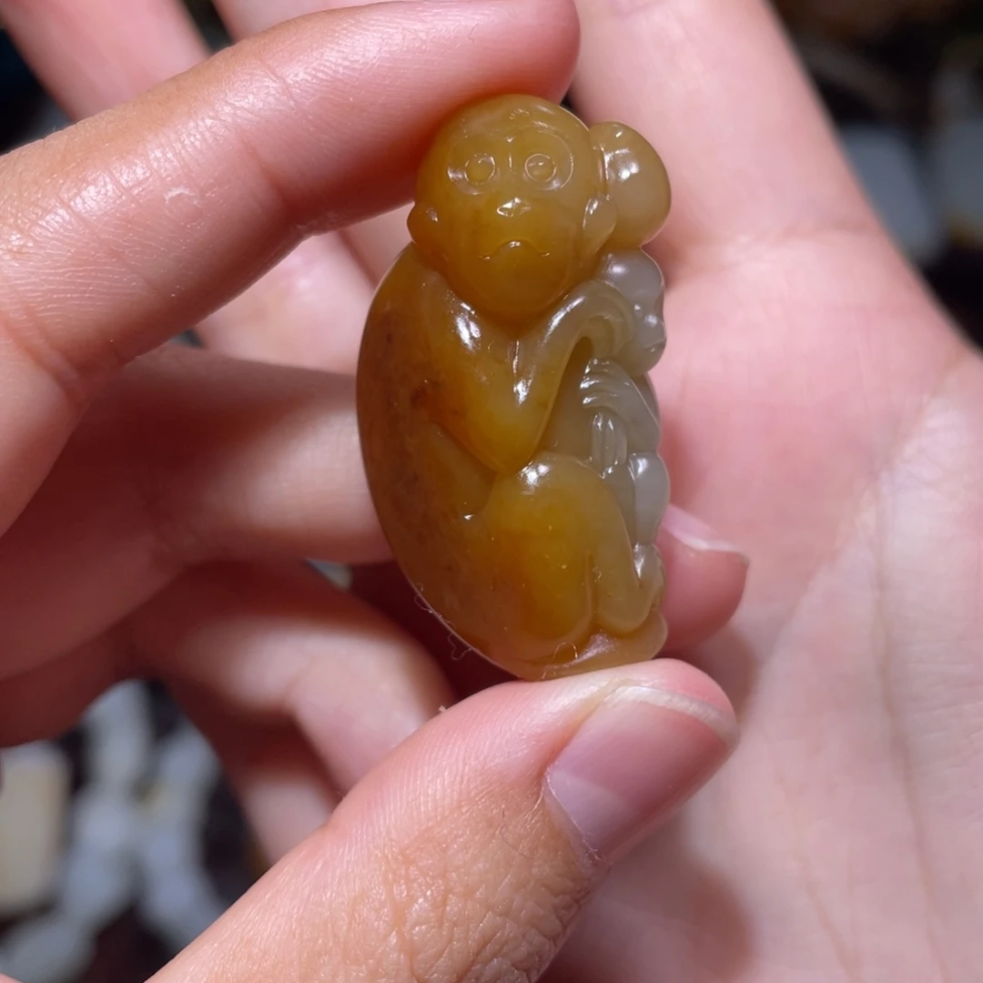 和田玉未镶嵌颈饰辈辈封侯