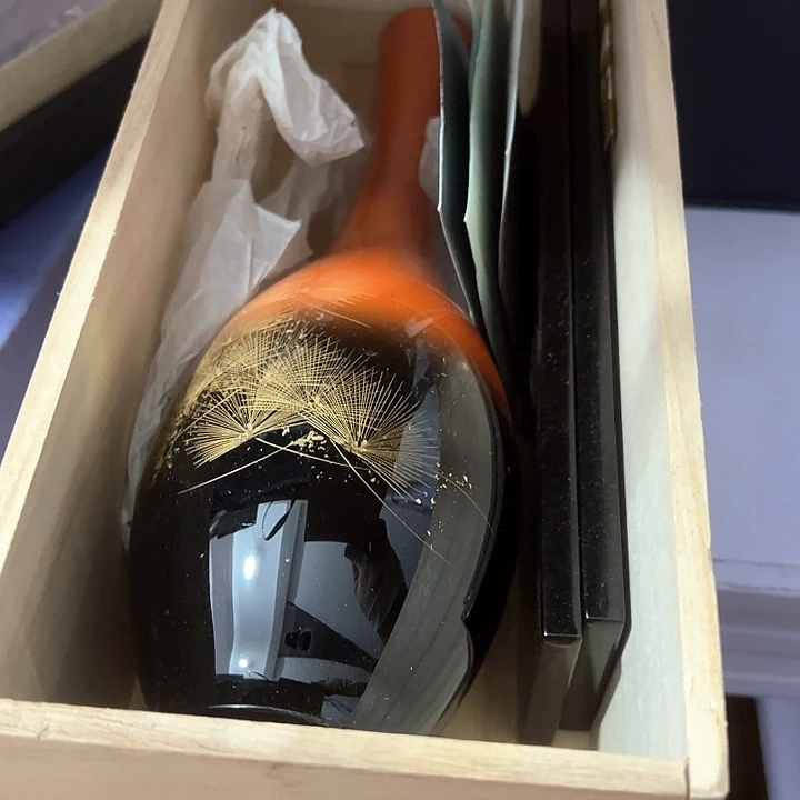 漆***人新亿阁中古商品无售后