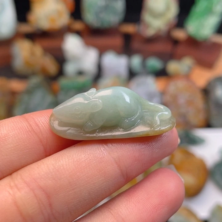 定制翡翠未镶嵌翡翠