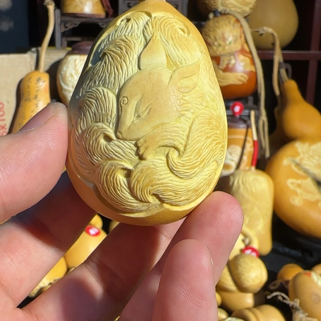 有机玻璃九尾狐雕刻