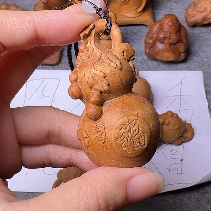 檀香木手串/手链老山檀香雕刻福字大葫芦