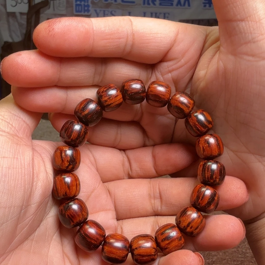 檀香紫檀（小叶紫檀）手串1112满芝麻琴