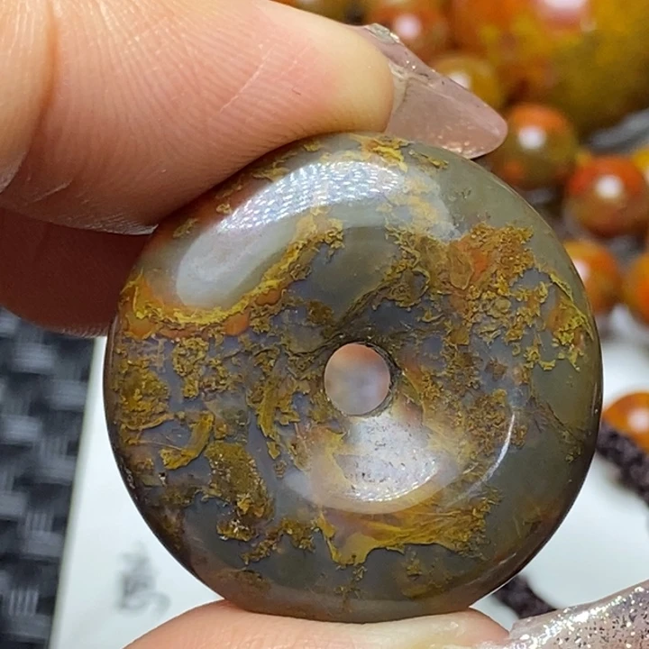 玛瑙/玉髓颈饰未镶嵌史****2