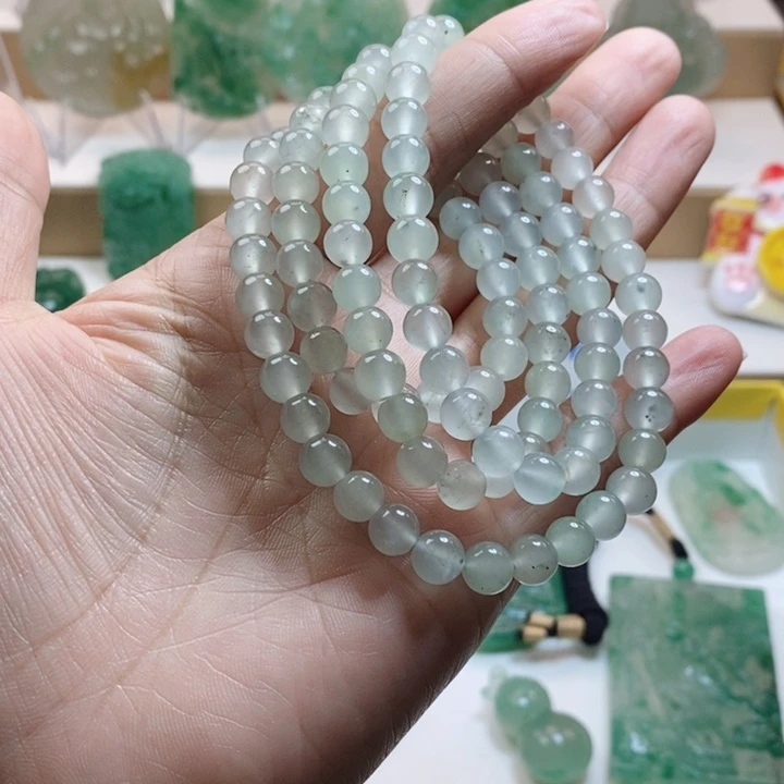 颈饰未镶嵌石英质玉非洲翠