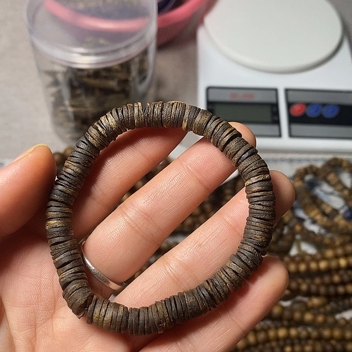 沉香沉香碎屑沉香0.8单圈片片珠