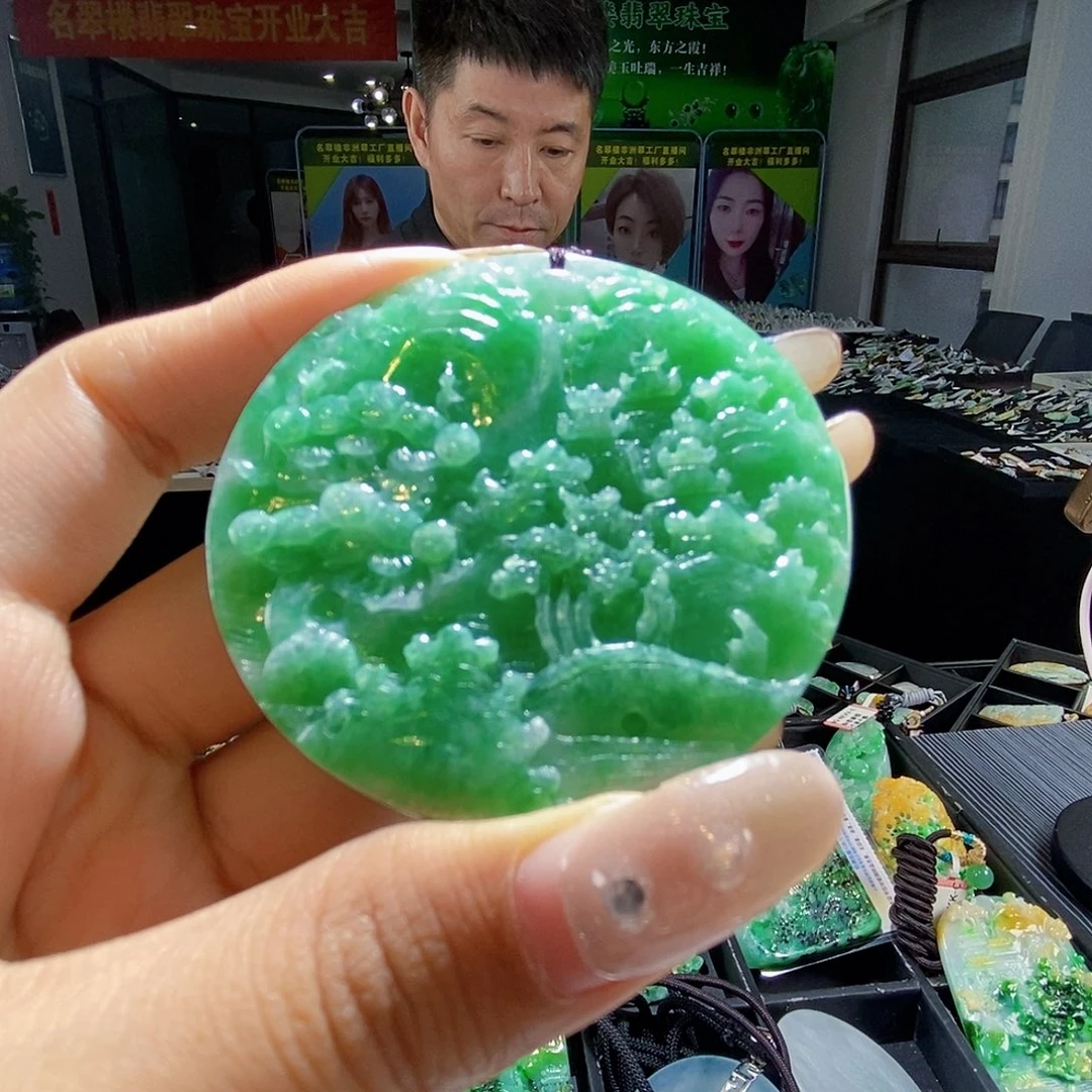 颈饰未镶嵌翡翠翡翠
