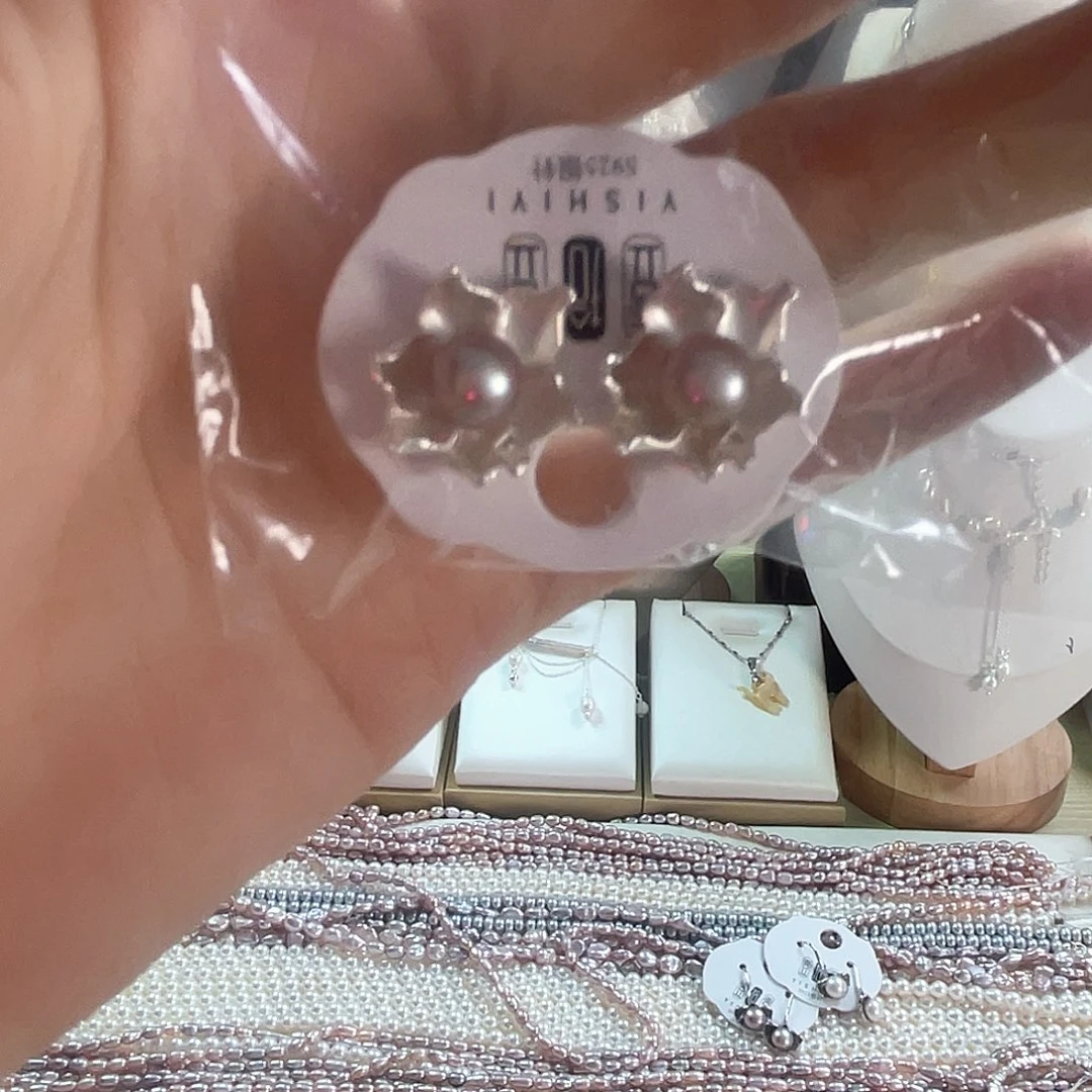 未镶嵌淡水珍珠耳饰紫****子
