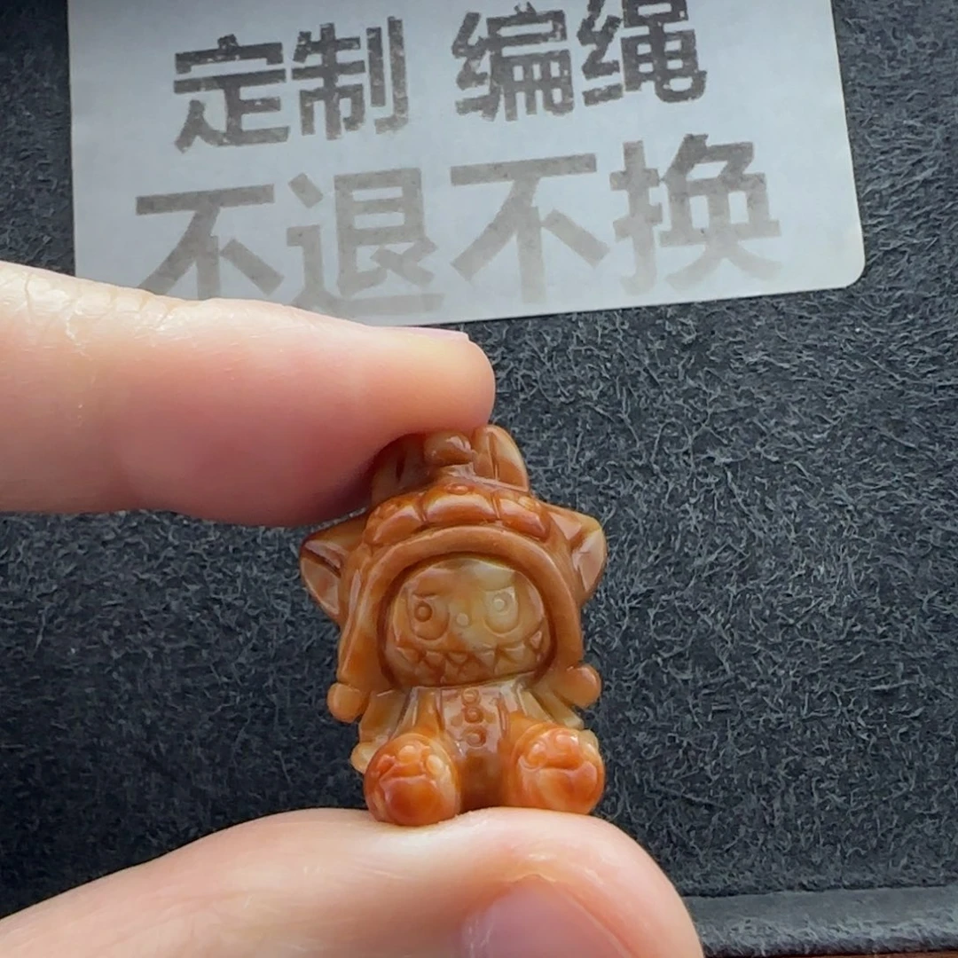 未镶嵌配饰石英质玉（缅黄）