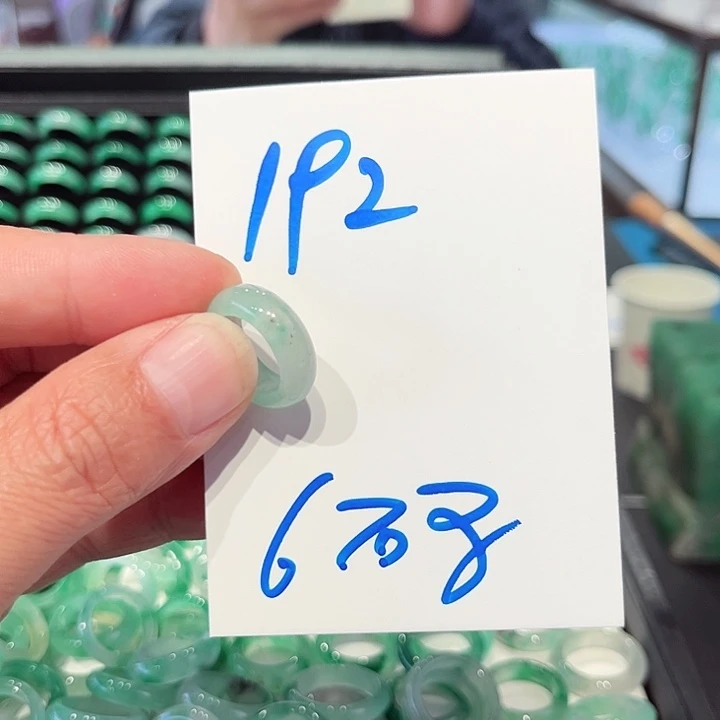 石英质玉未镶嵌戒圈