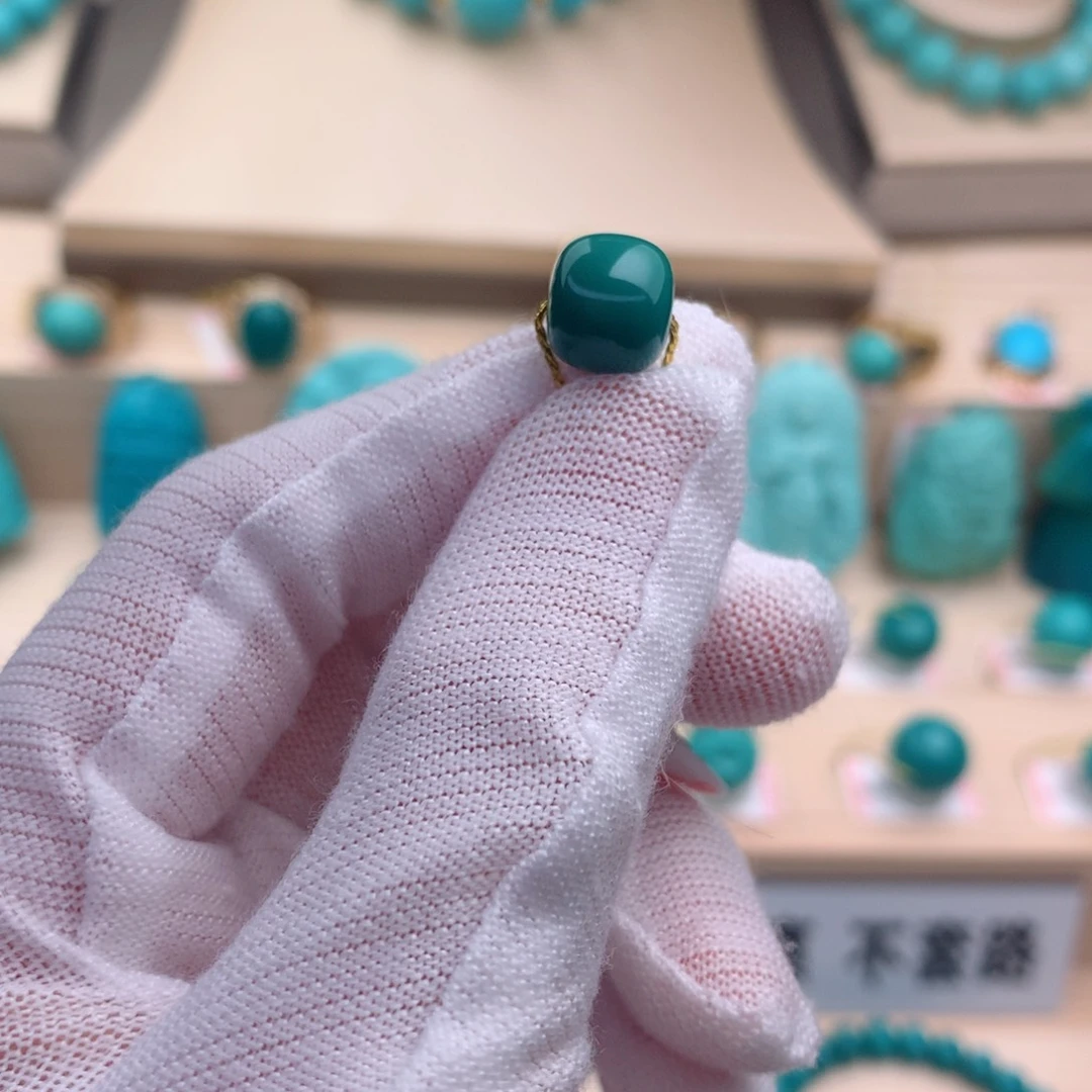 绿松石珠宝奇石未镶嵌