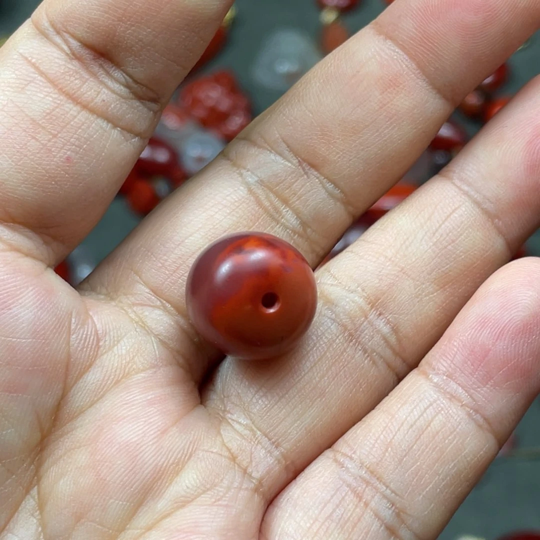 南红玛瑙未镶嵌颈饰