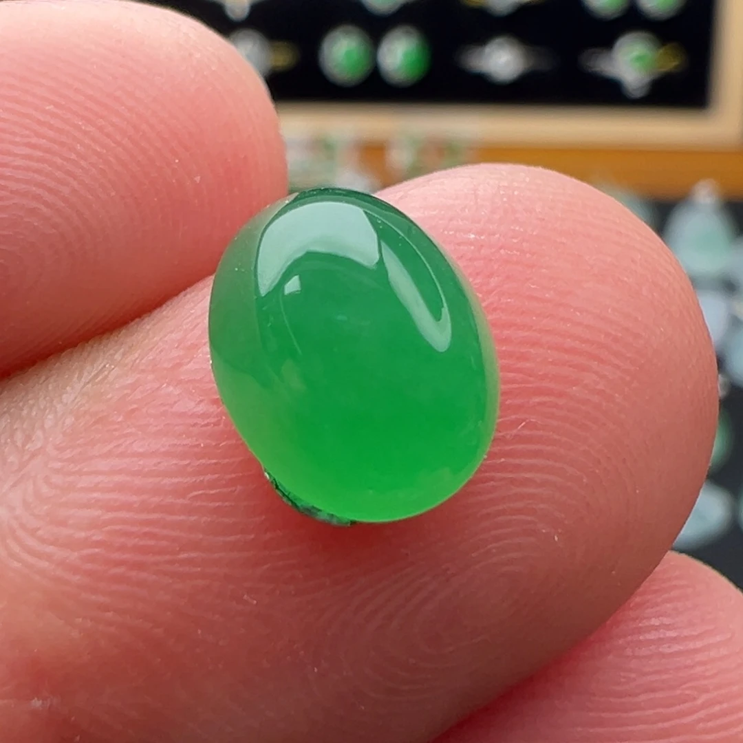 翡翠未镶嵌颈饰蛋面9.1