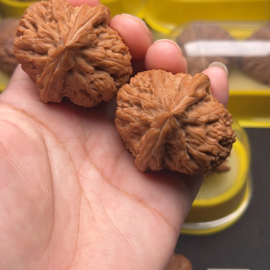 江***～文玩核桃把件小粗筋注#打底盘玩后不退换