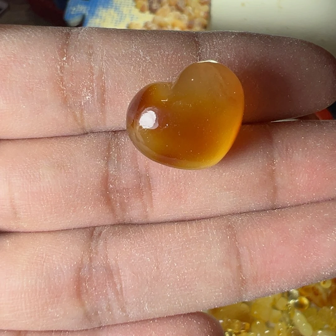 未镶嵌吊坠(不含链)琥珀