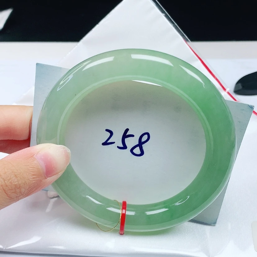 【闪购商品】翡翠手镯未镶嵌59.2圈