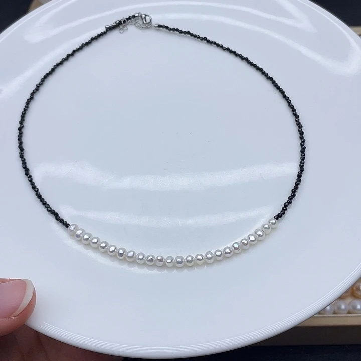 银S925镶嵌淡水珍珠颈饰