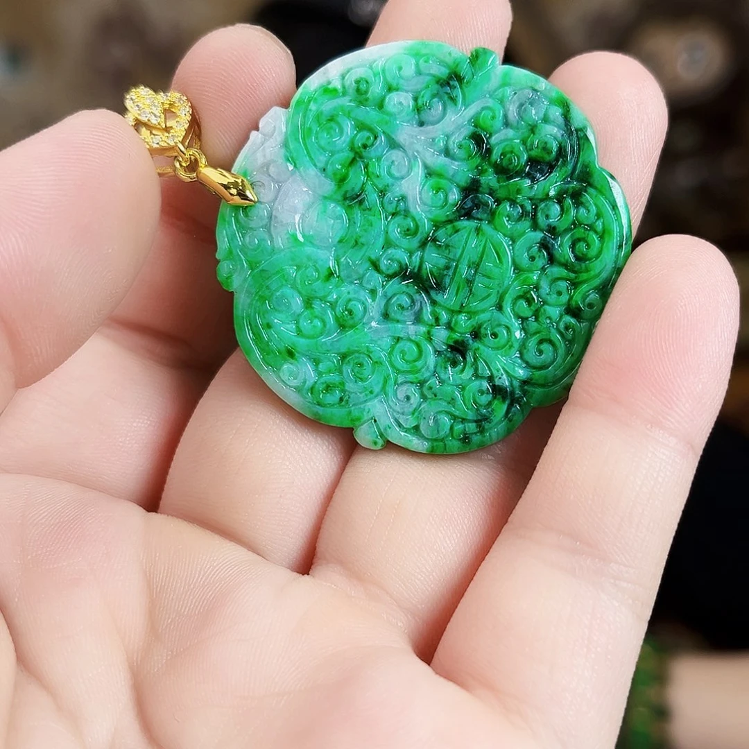 翡翠未镶嵌颈饰吊坠