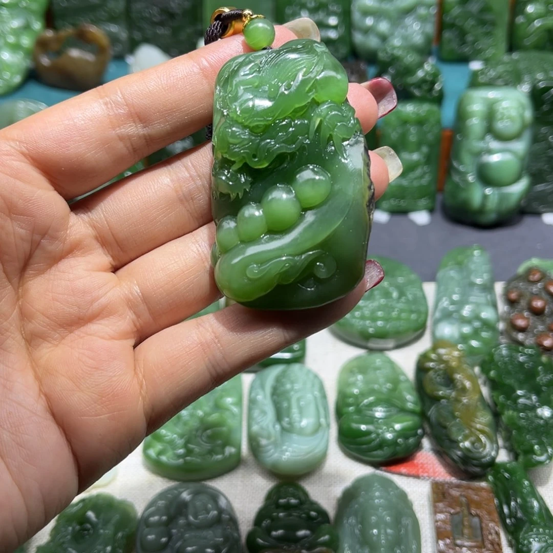 和田玉颈饰未镶嵌