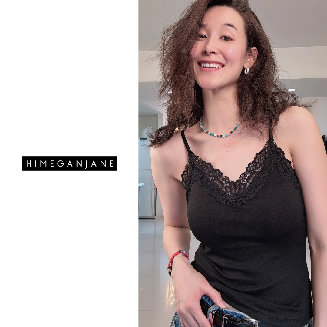 HIMEGANJANE 手工钩花蕾丝背心(带胸垫)肩带可调节V领吊带上衣957