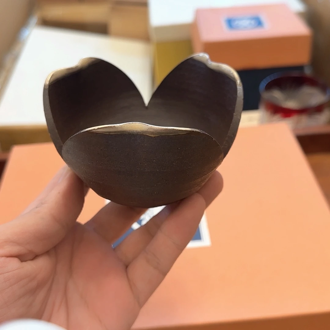 盖碗在一起就是要幸福快乐幸福