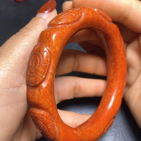 白玉菩提吊坠摆件