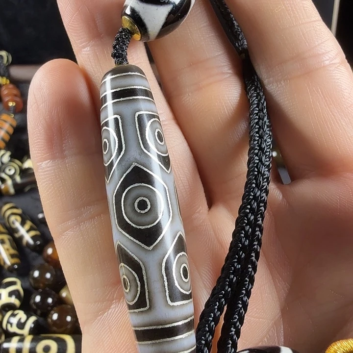 玛瑙/玉髓（覆膜）吊坠(赠链)未镶嵌