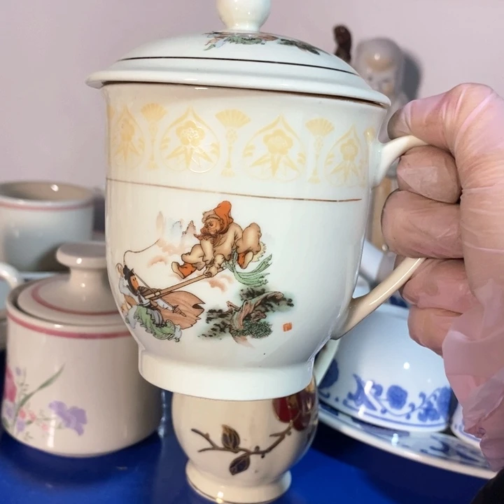 瓷片春蕾象牙瓷盖杯约300ml