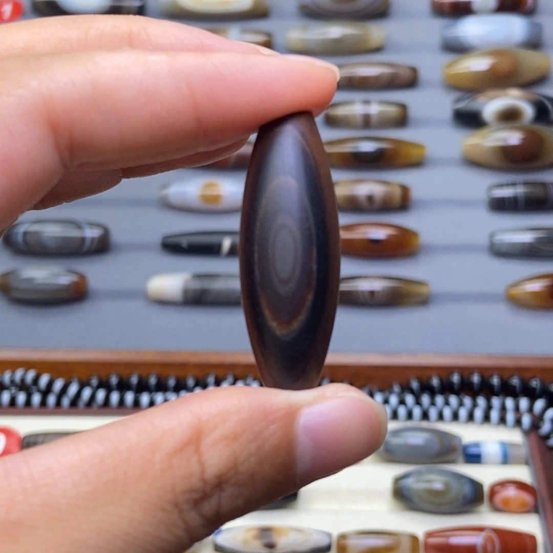 爱***活玛瑙/玉髓颈饰未镶嵌