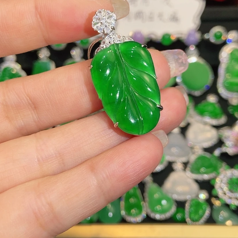 【闪购商品】颈饰未镶嵌翡翠天然翡翠