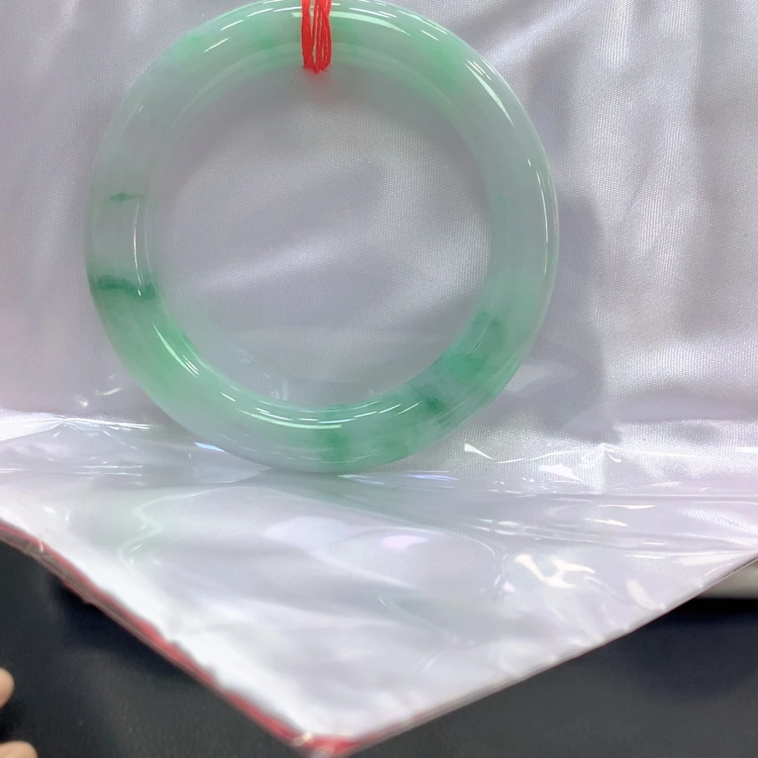 翡翠未镶嵌手镯翡翠14