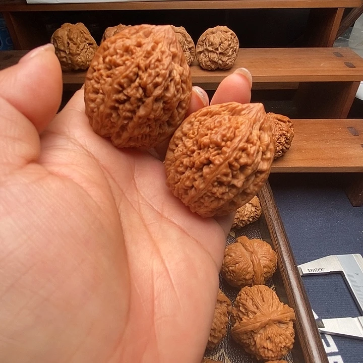 文玩核桃把件大蒜头有修