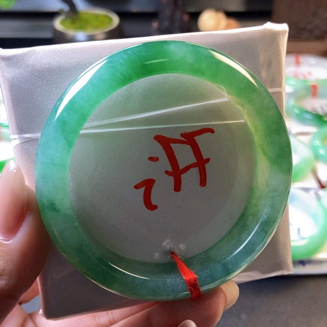 翡翠未镶嵌手镯31冰水绿满色芙蓉
