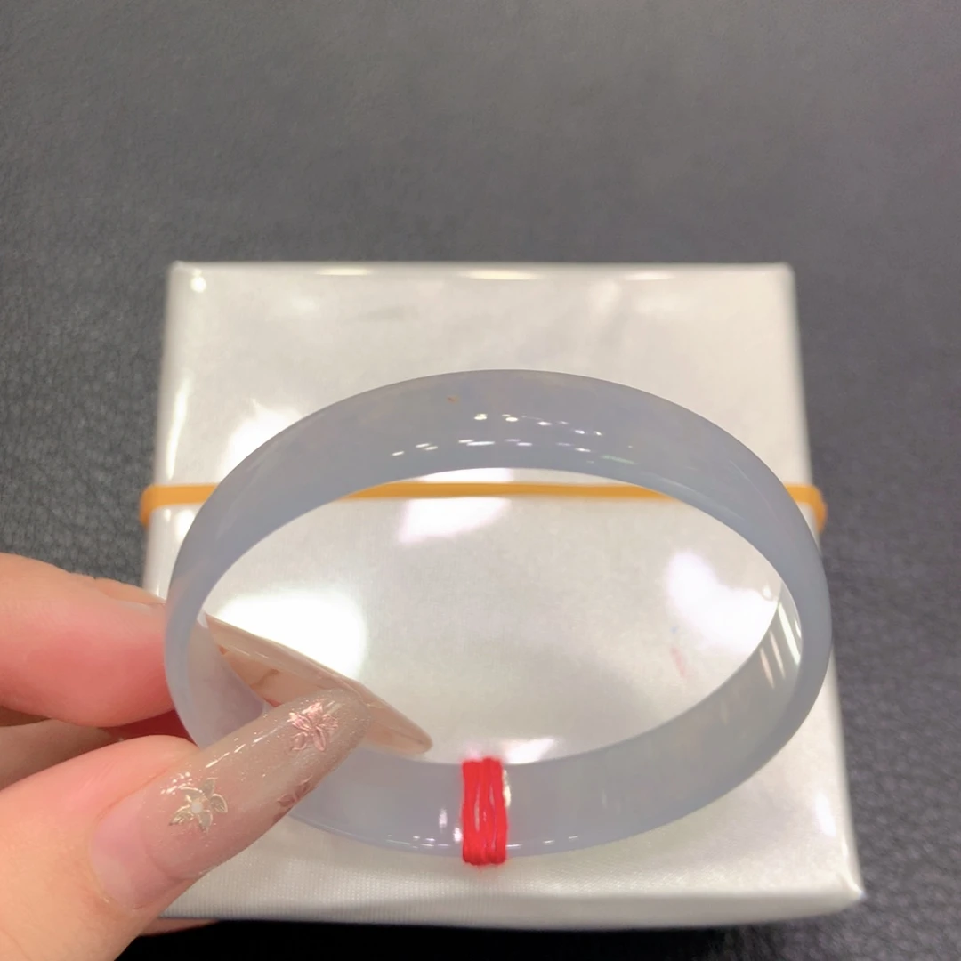 翡翠未镶嵌手镯53公主镯