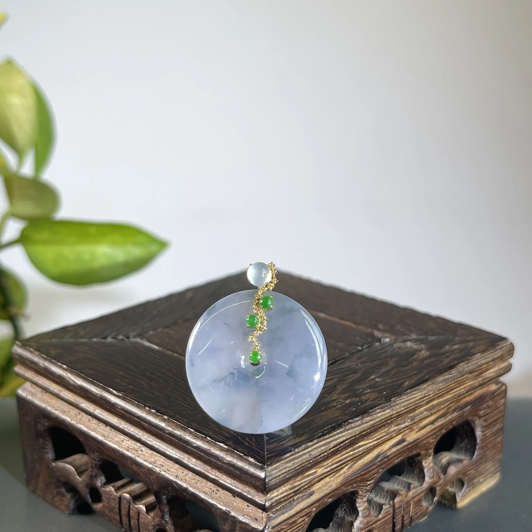 JCB05-204 天然缅甸A货翡翠  18K扣头平安扣