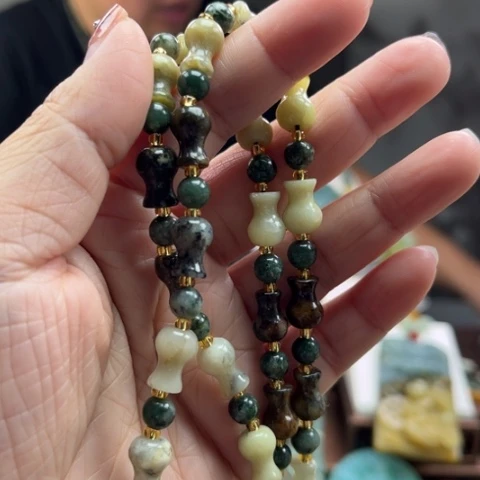 岫玉挂件未镶嵌孟*平链子