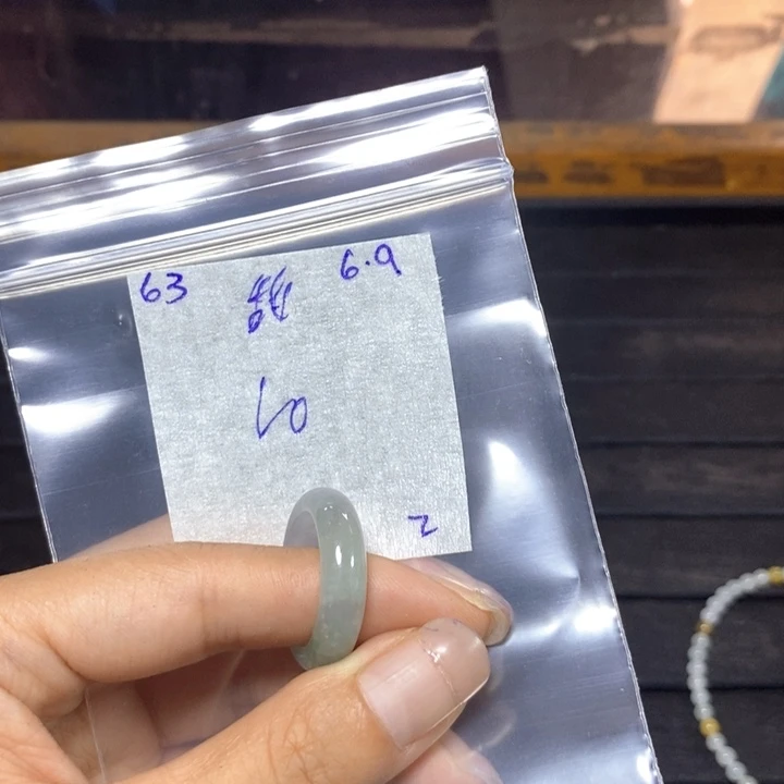 定制翡翠未镶嵌甜****力
