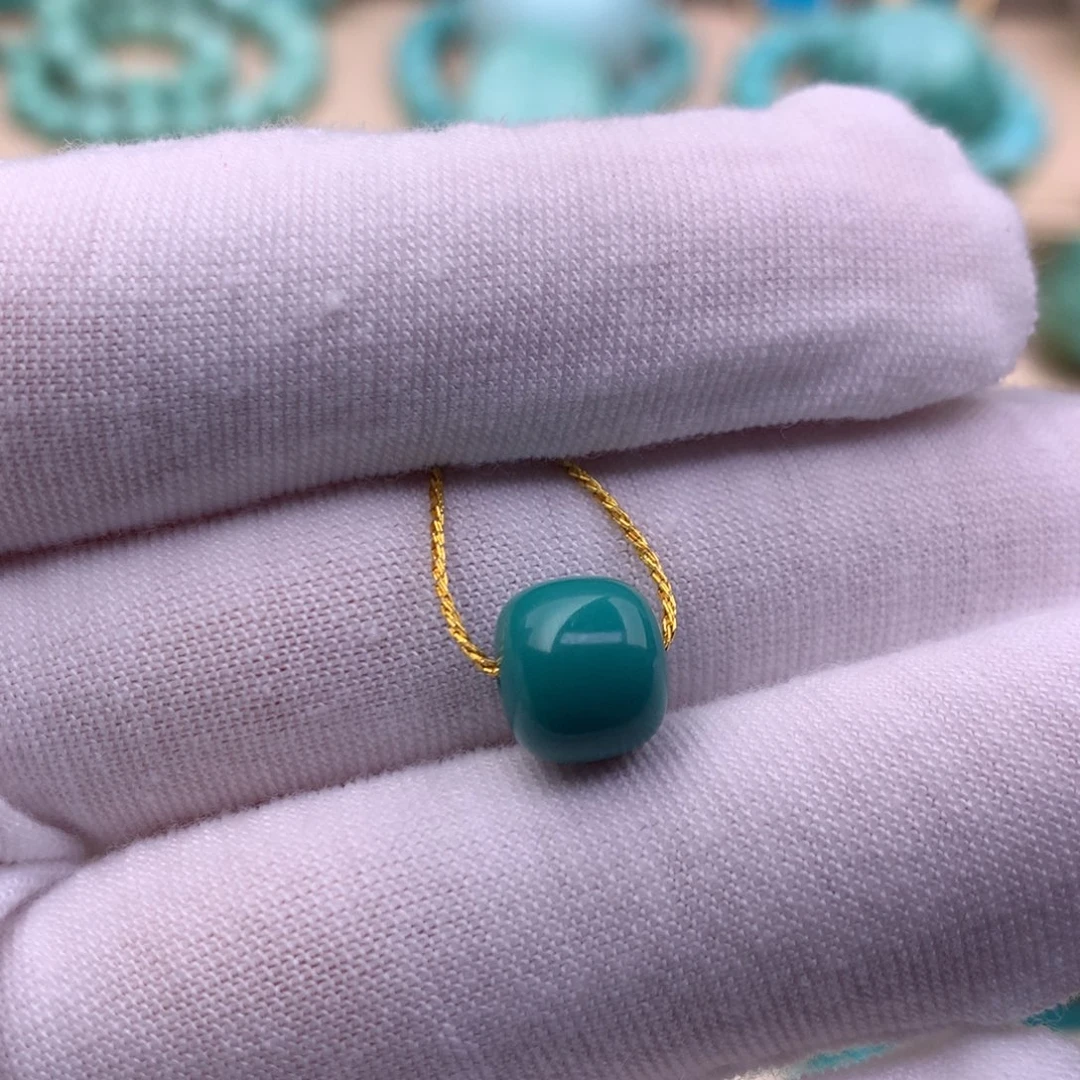 绿松石未镶嵌珠宝奇石8.8*7.8