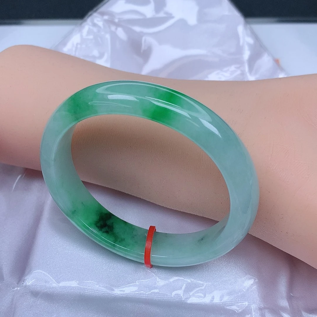 【闪购商品】翡翠手镯未镶嵌，54