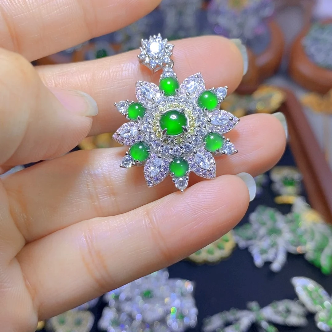 翡翠颈饰银S925镶嵌天然翡翠