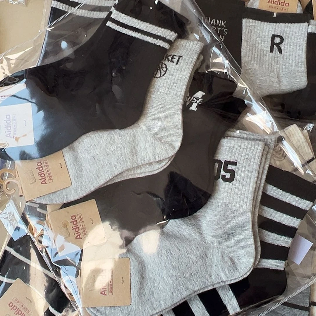 棉类混纺10-15的，  D076款袜子10双