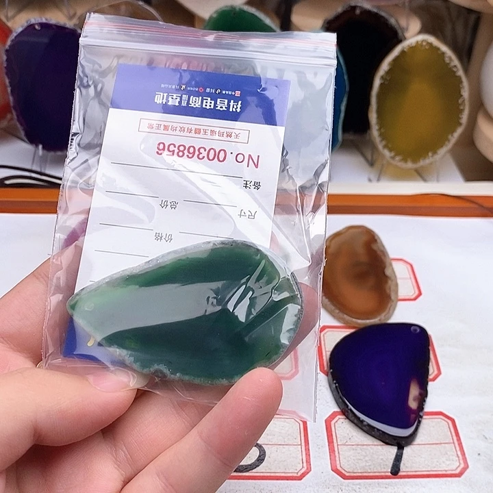 肇***号合金颈饰玛瑙/玉髓