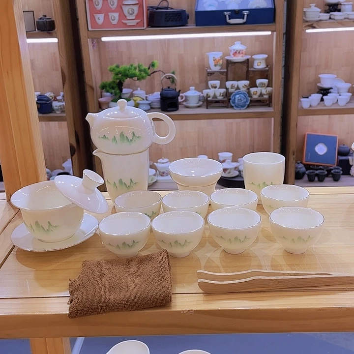 绿水青山羊脂玉套装