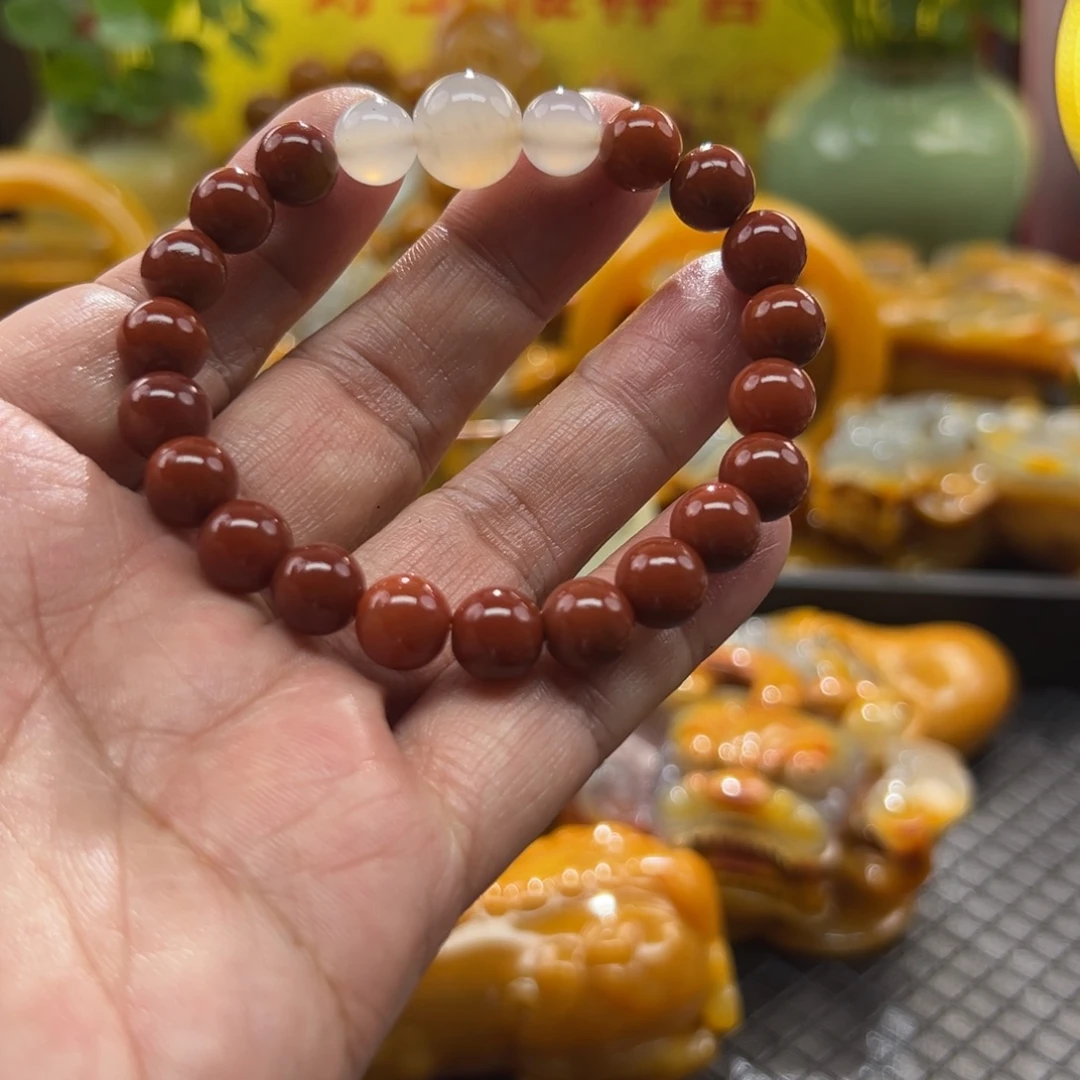 石英质玉未镶嵌颈饰